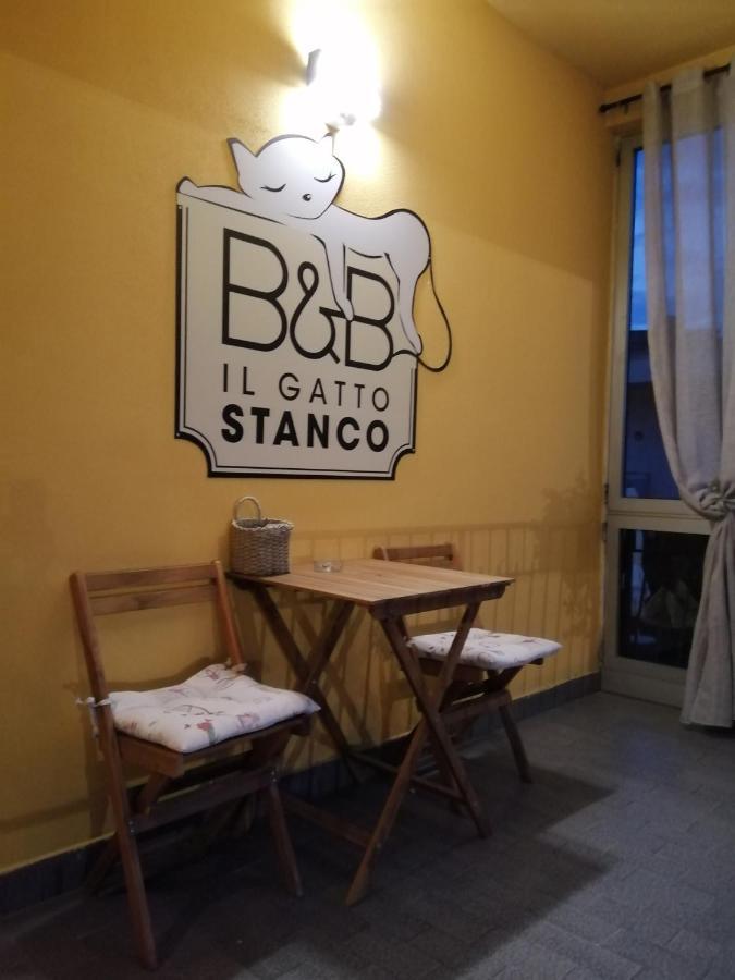 Il Gatto Stanco B&B Арона Экстерьер фото